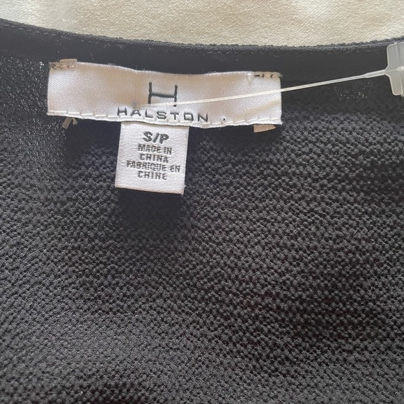 H by Halston Black Asymmetrical V-Neck Blouse sz S - Picture 2 of 5